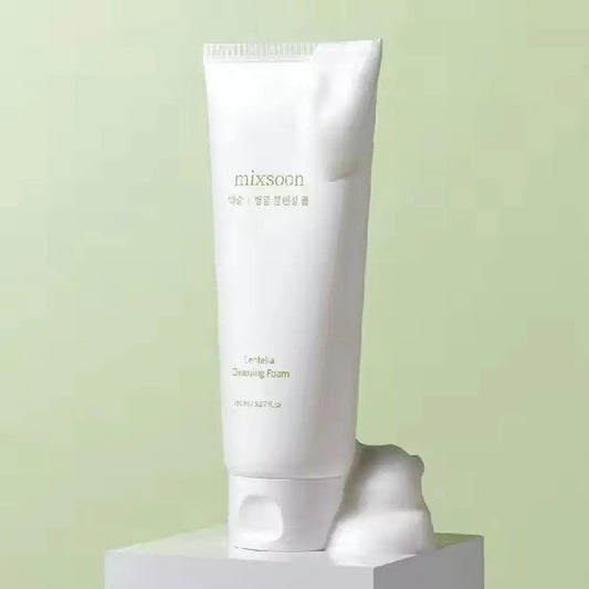 Mixsoon Centella Cleansing Foam gentle Korean facial cleanser Textura