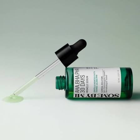 Some By Mi 30 Days Miracle Serum texture
