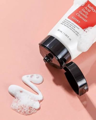 Cosrx Salicylic Acid Daily Gentle Cleanser texture 